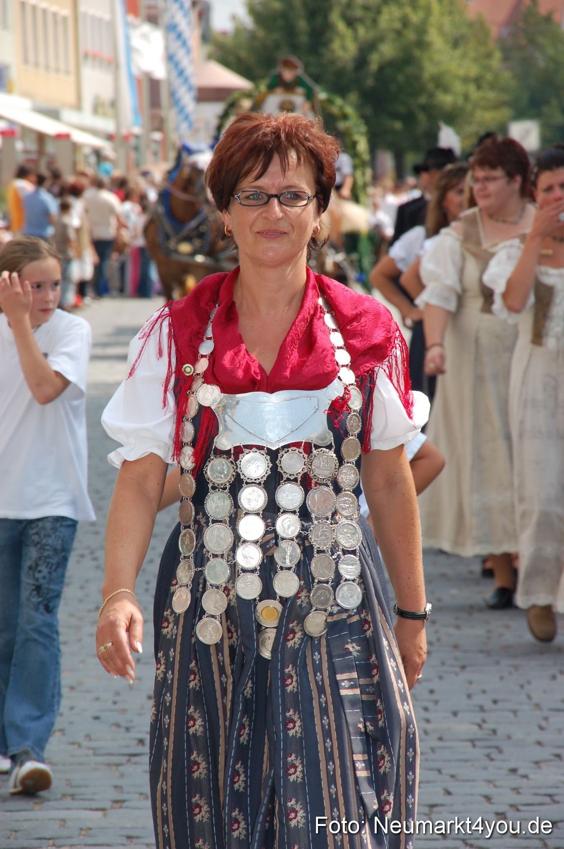 0588 Volksfestzug 120807