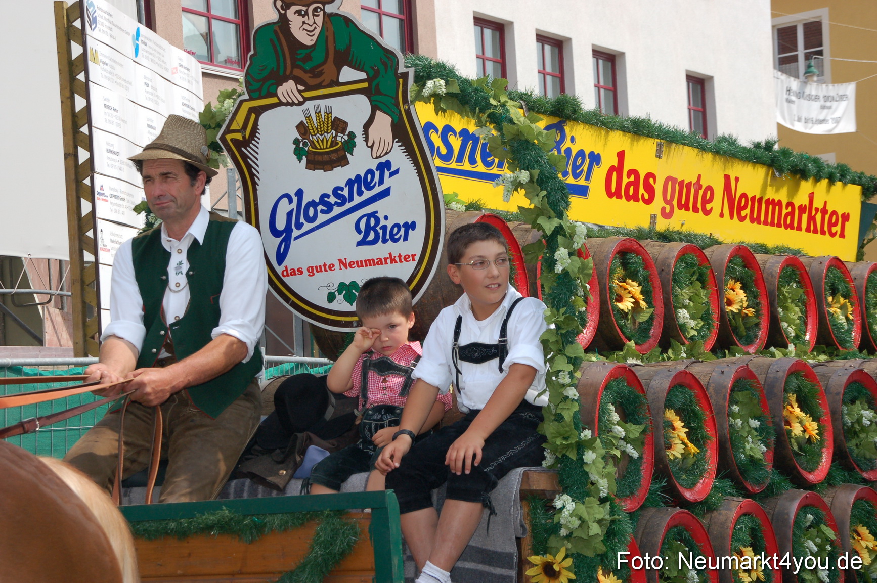 0592 Volksfestzug 120807