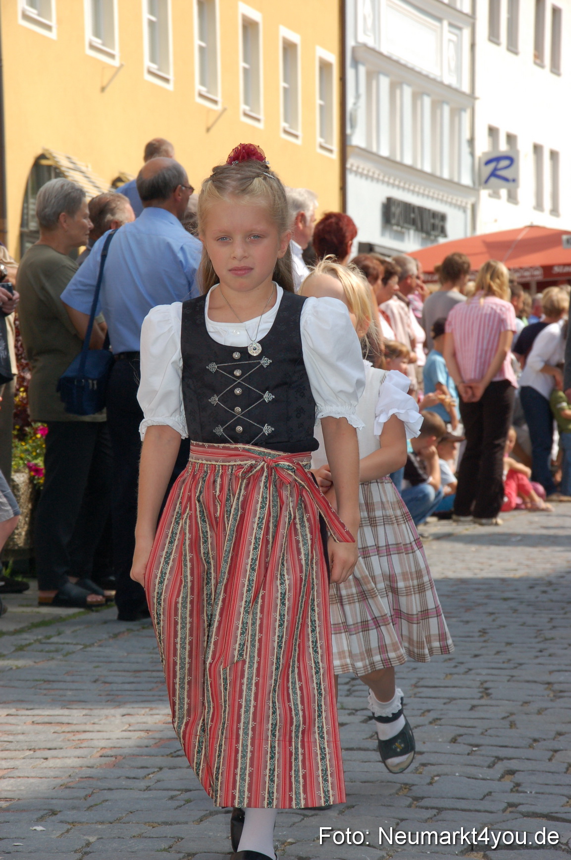 0602 Volksfestzug 120807