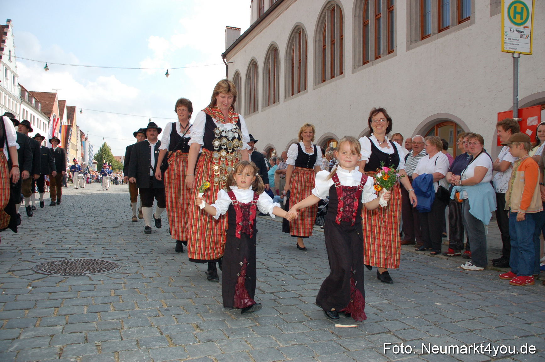 0608 Volksfestzug 120807
