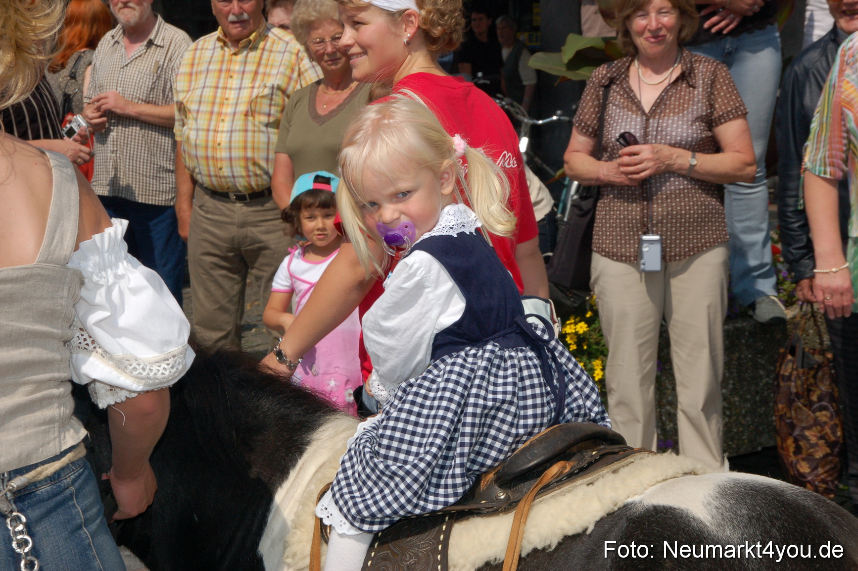 0632 Volksfestzug 120807