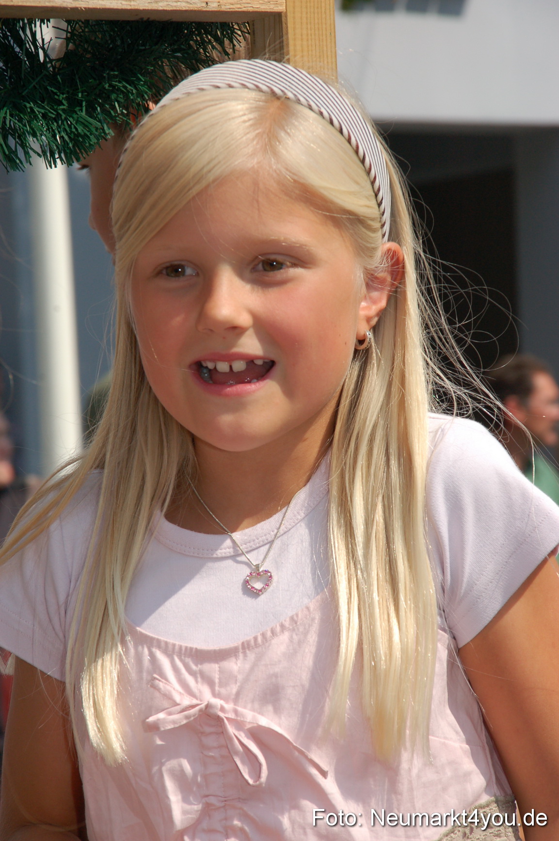 0647 Volksfestzug 120807