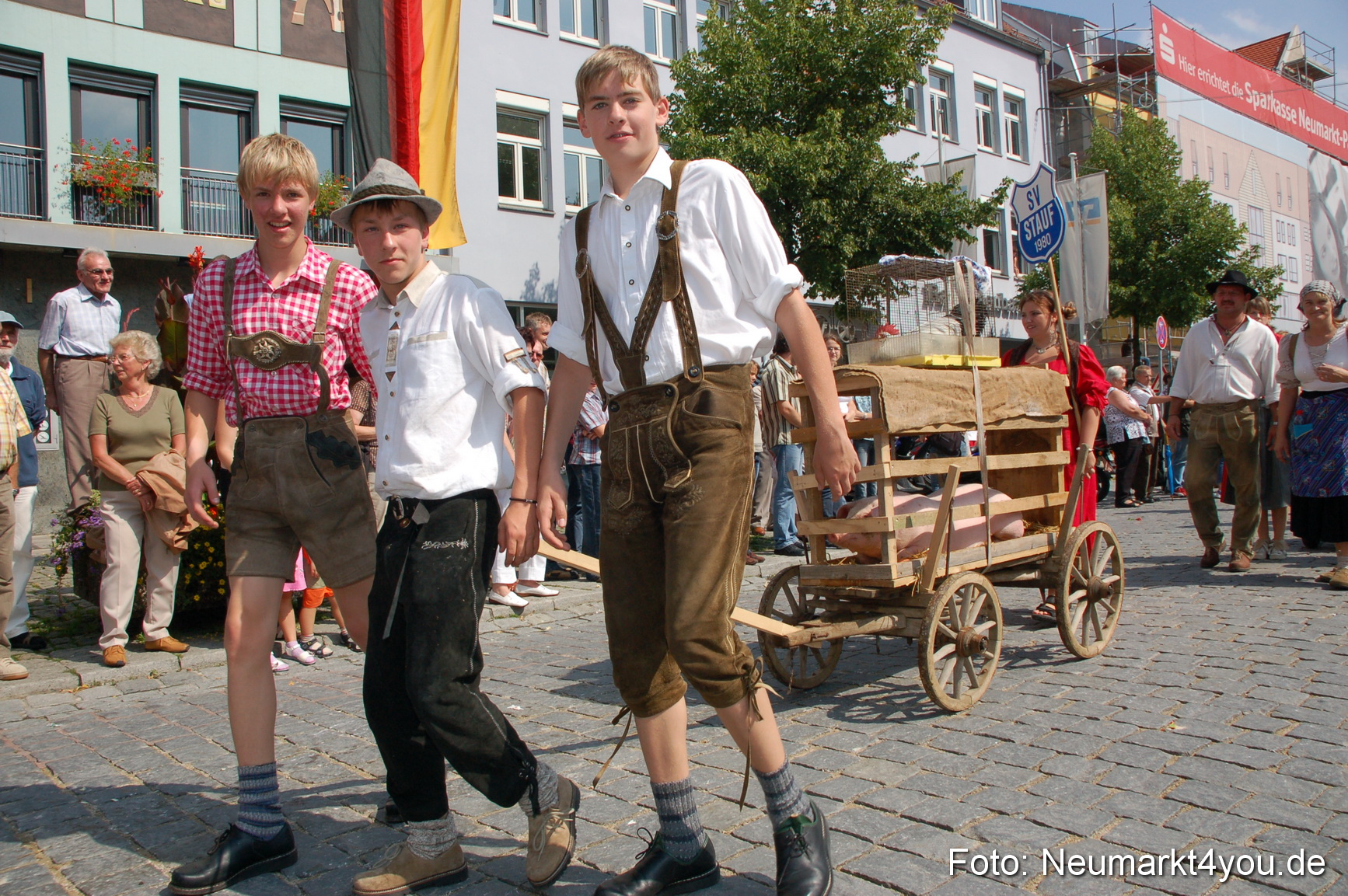 0653 Volksfestzug 120807