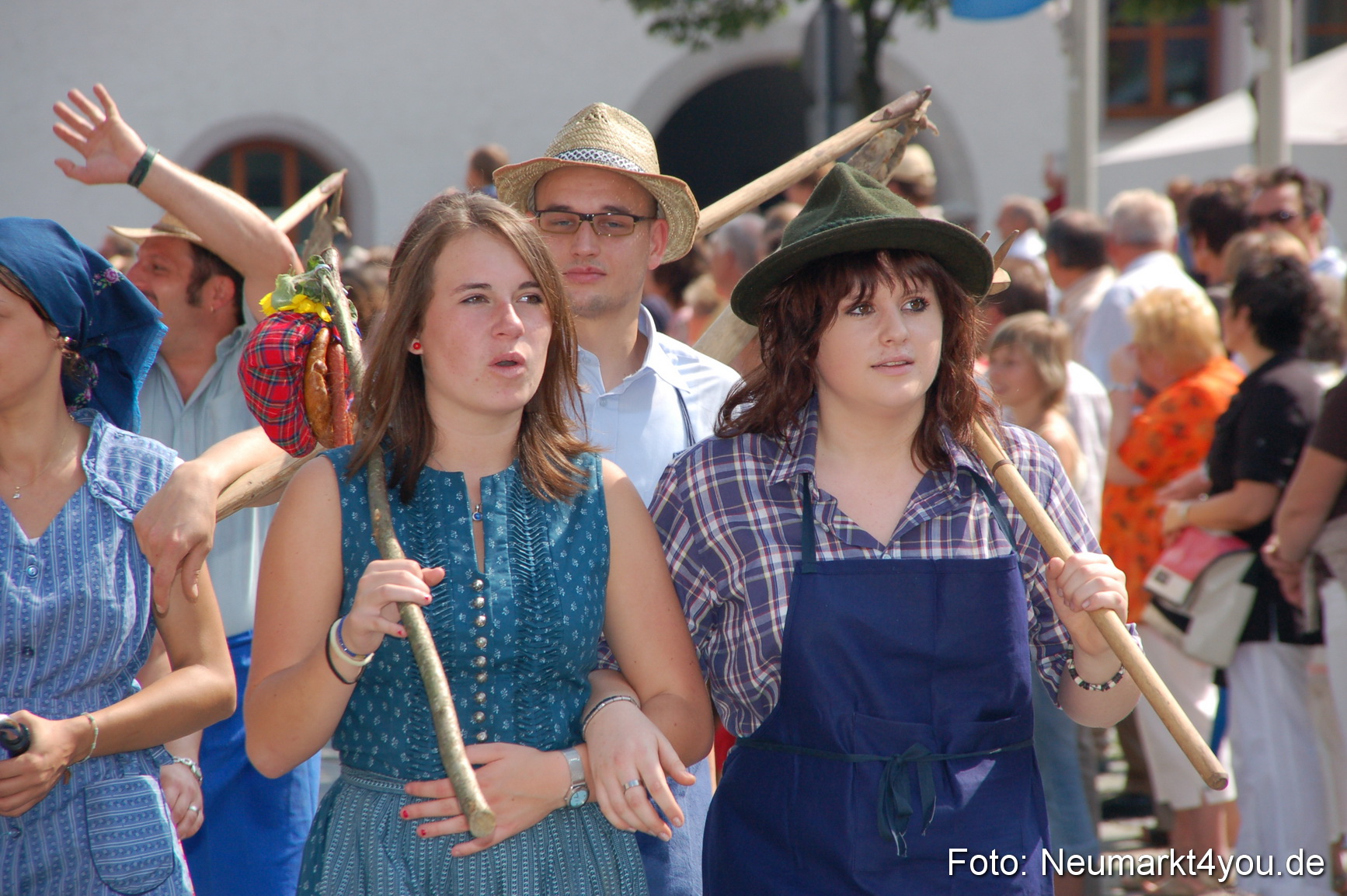 0661 Volksfestzug 120807