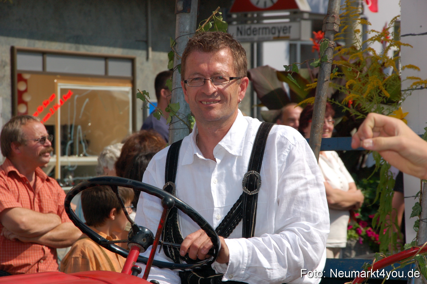 0676 Volksfestzug 120807