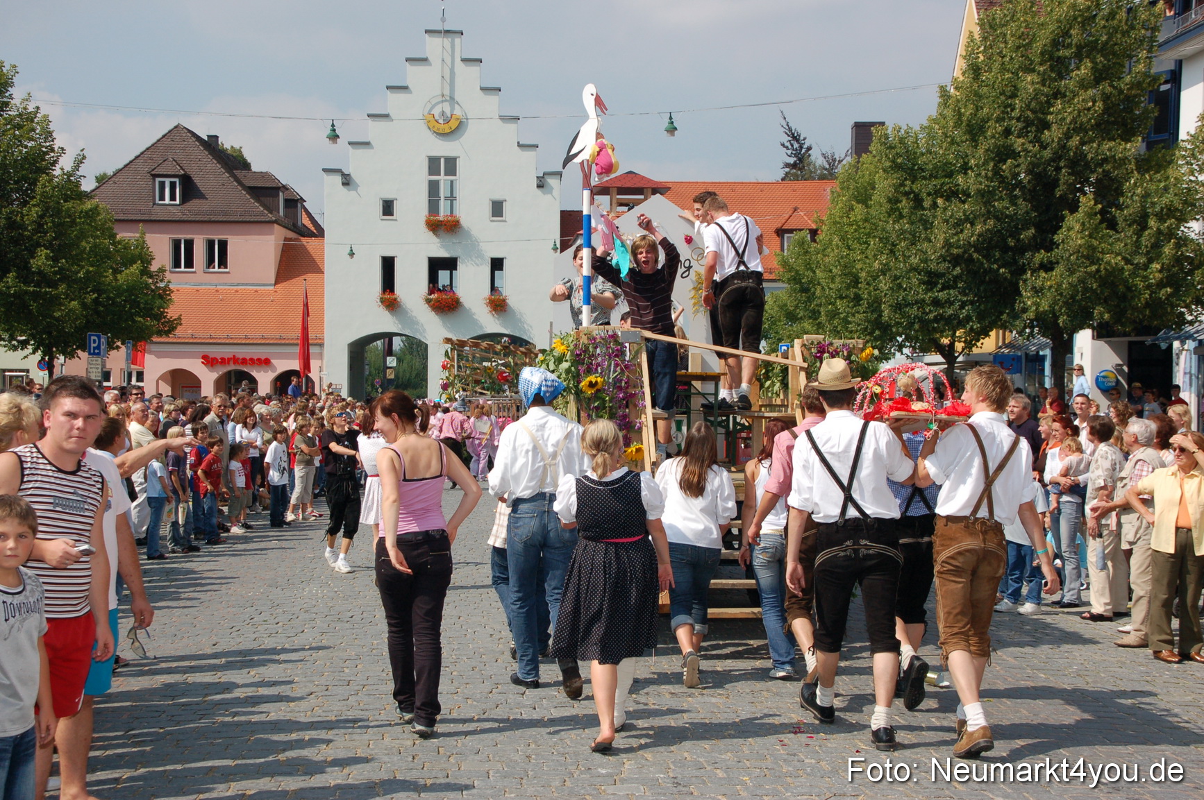 0679 Volksfestzug 120807