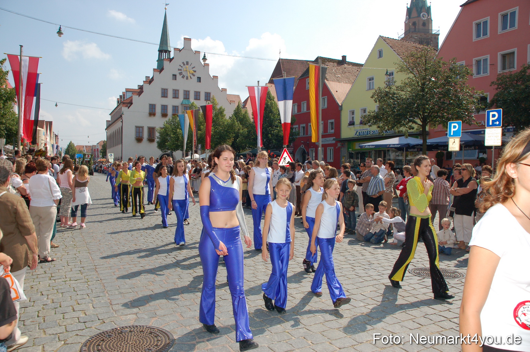 0703 Volksfestzug 120807