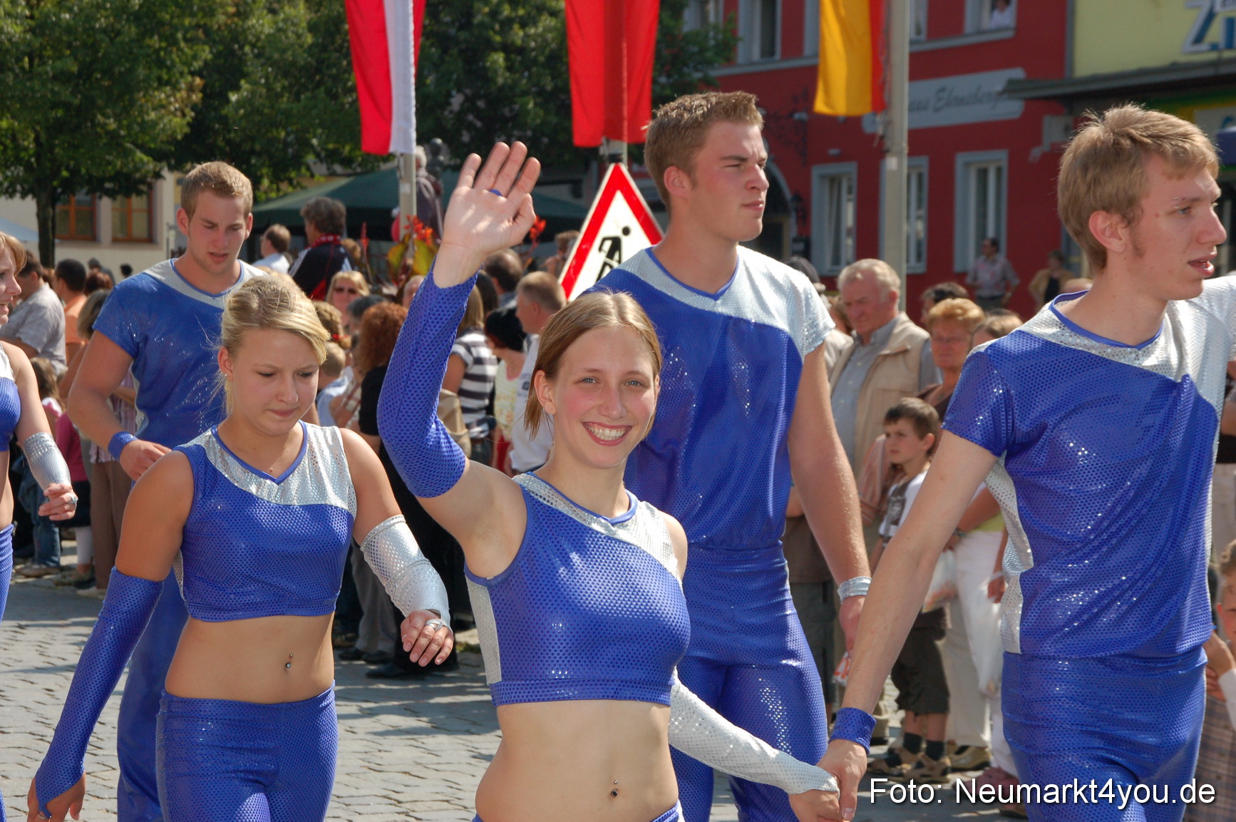 0704 Volksfestzug 120807