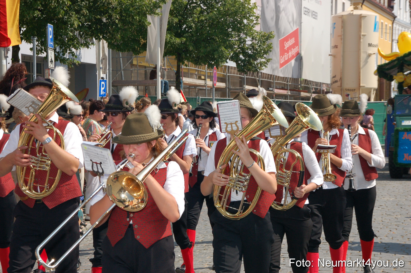 0718 Volksfestzug 120807