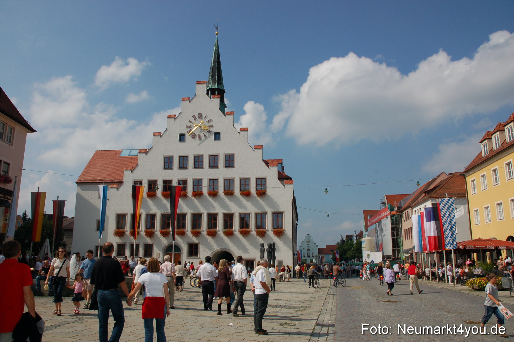 0734 Volksfestzug 120807