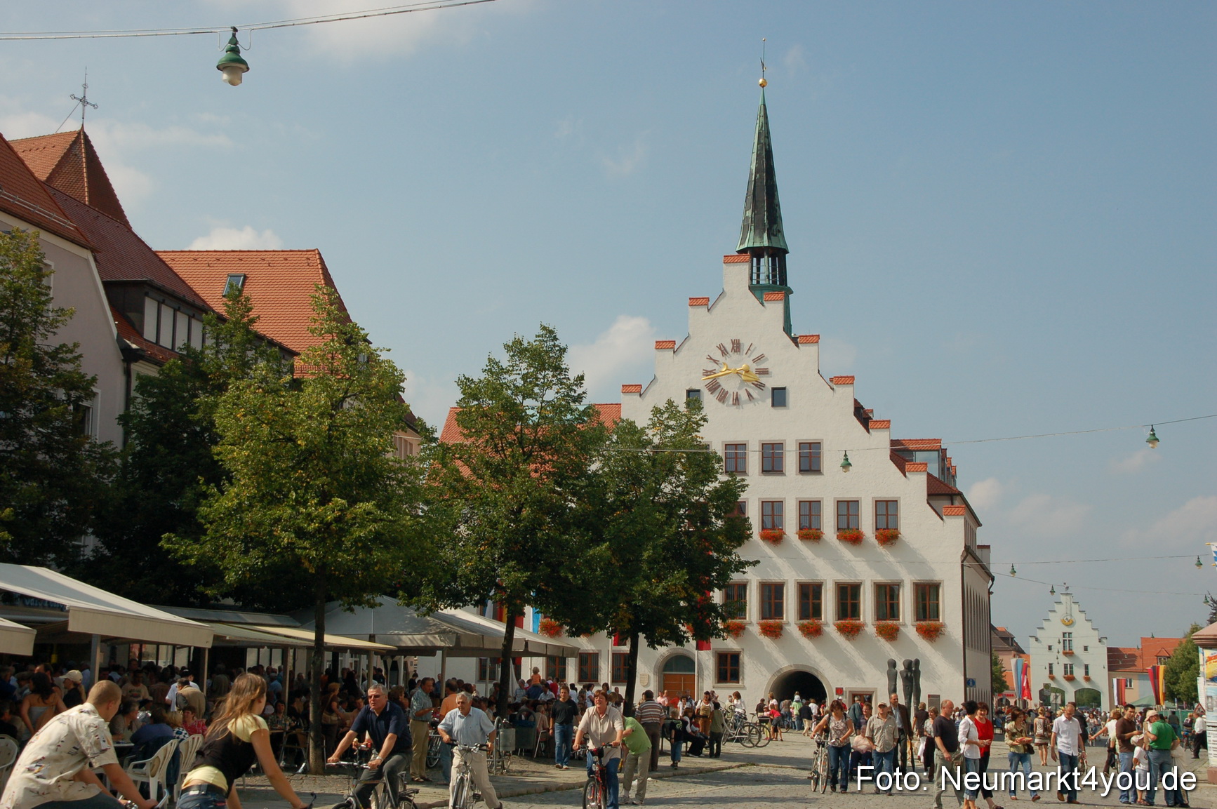 0740 Volksfestzug 120807