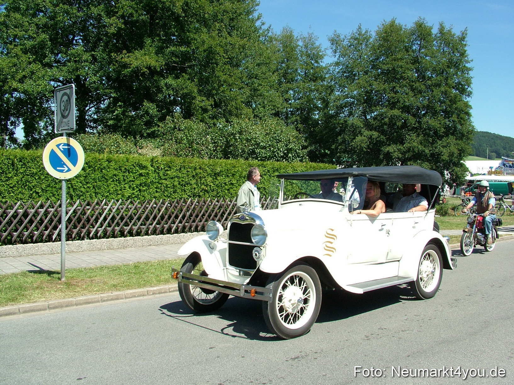 0379 Oldtimertreffen Muehlhausen 050807