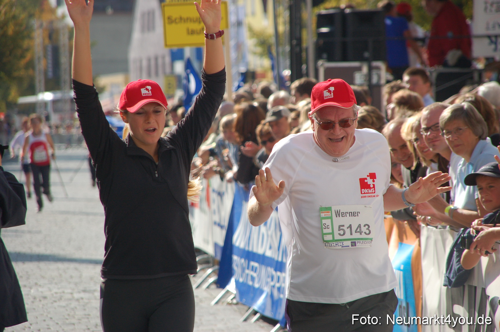 0039 Zieleinlauf Rathaus Neumarkt 160907