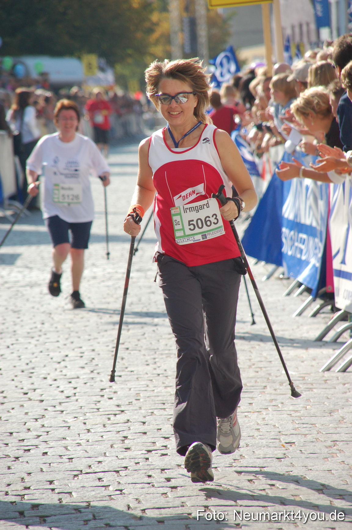 0040 Zieleinlauf Rathaus Neumarkt 160907
