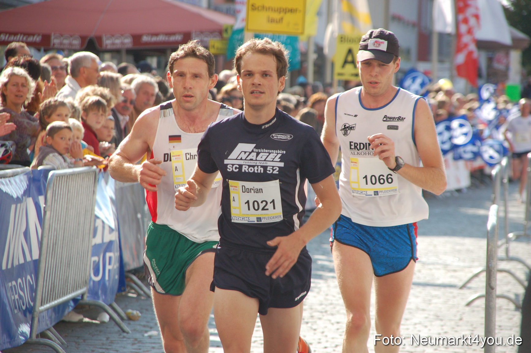 0041 Zieleinlauf Rathaus Neumarkt 160907
