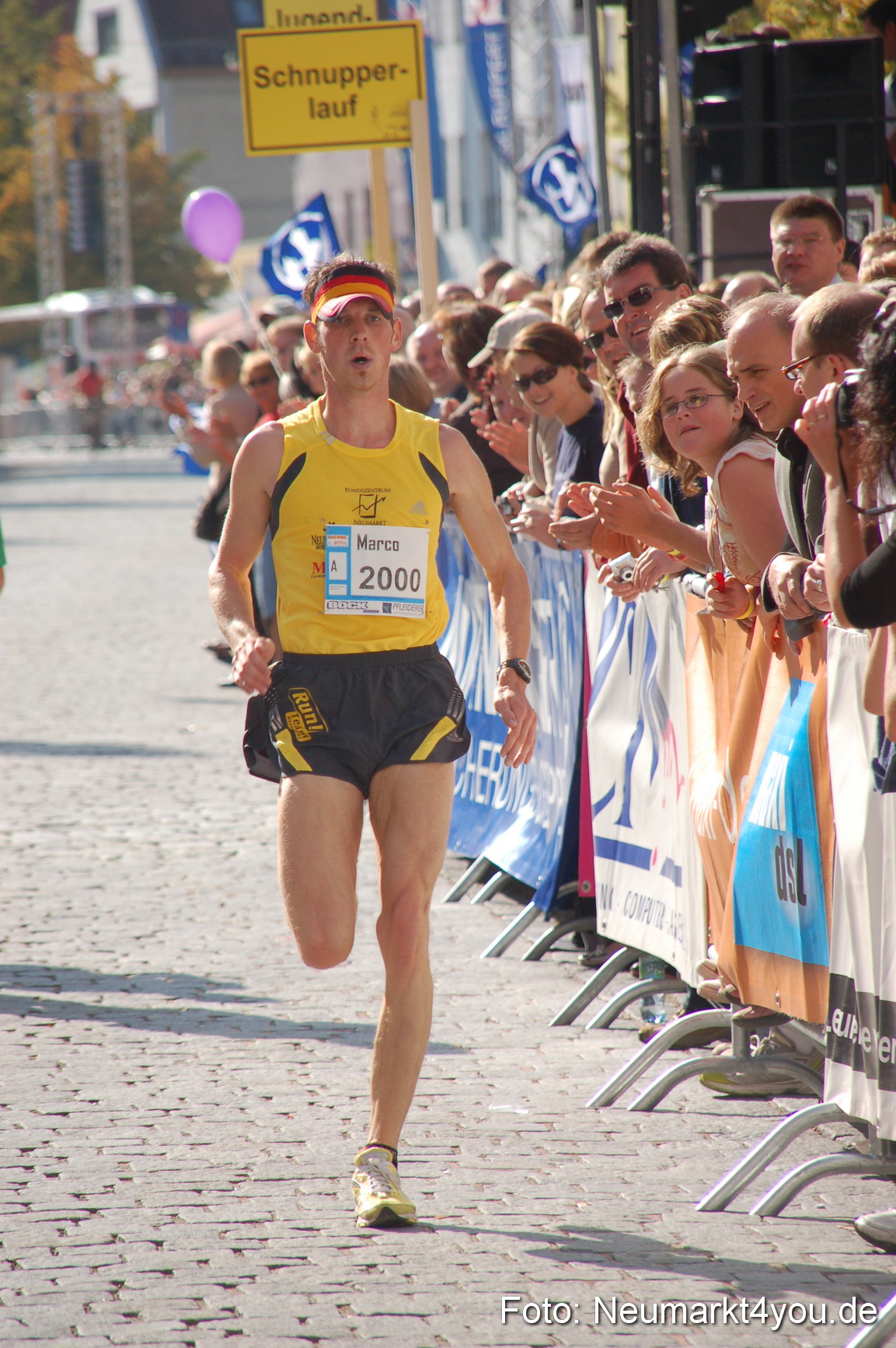 0042 Zieleinlauf Rathaus Neumarkt 160907