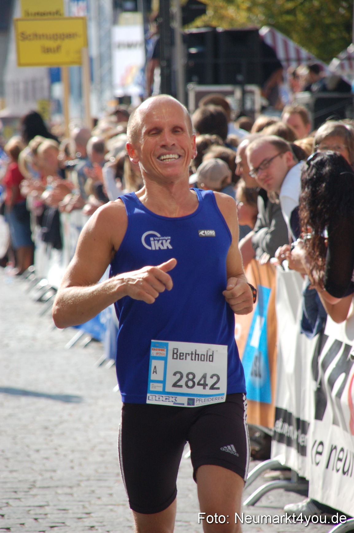 0046 Zieleinlauf Rathaus Neumarkt 160907
