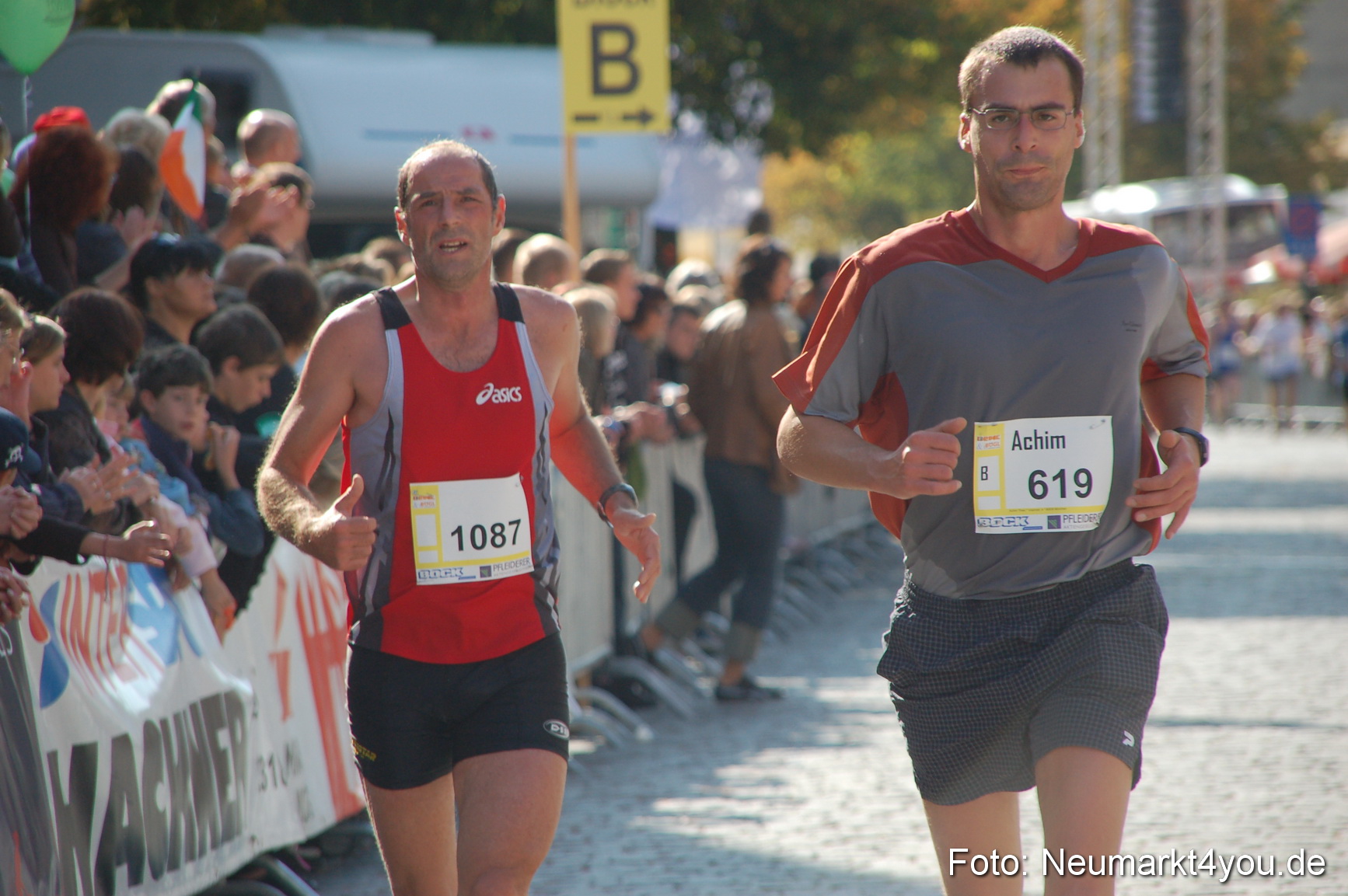 0057 Zieleinlauf Rathaus Neumarkt 160907