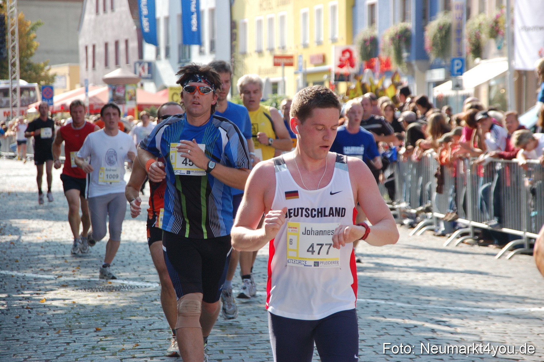 0070 Zieleinlauf Rathaus Neumarkt 160907