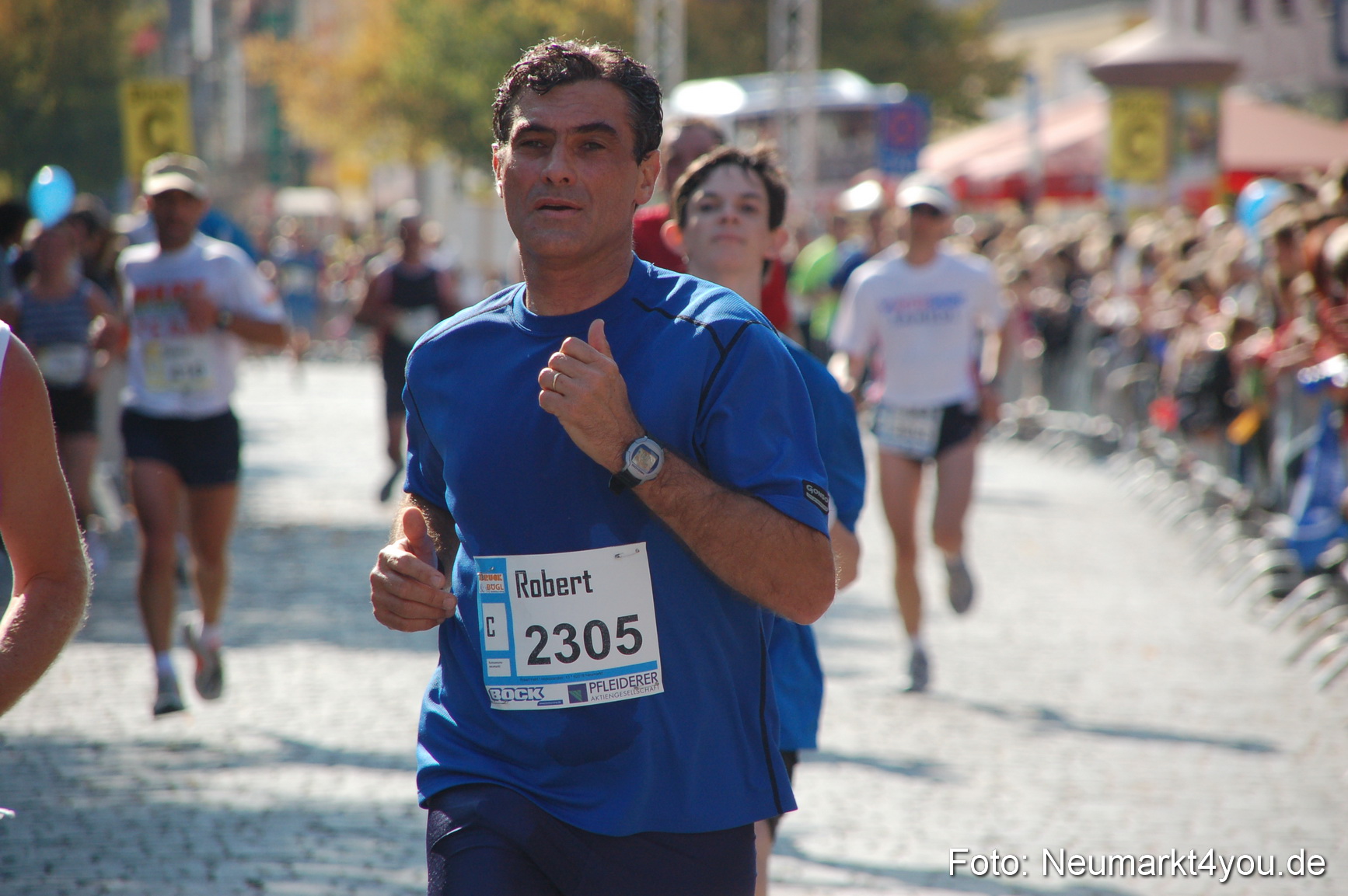 0074 Zieleinlauf Rathaus Neumarkt 160907