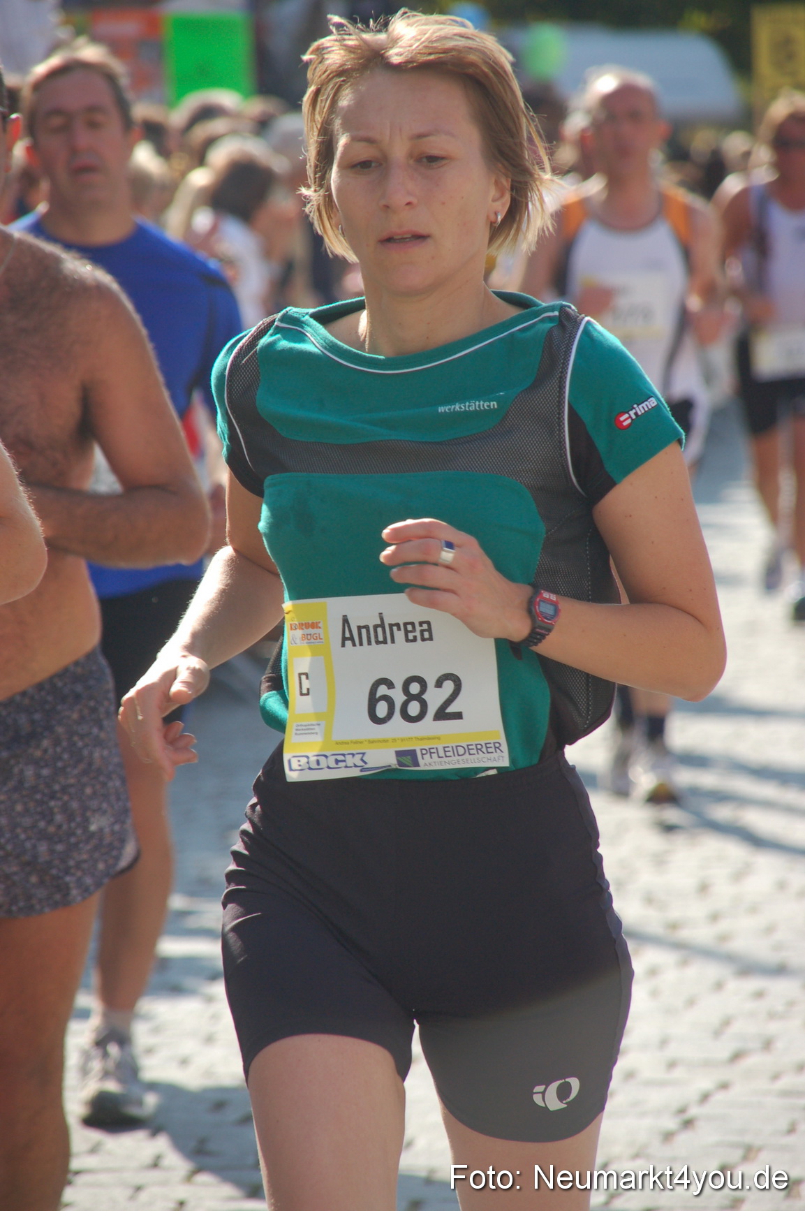 0082 Zieleinlauf Rathaus Neumarkt 160907