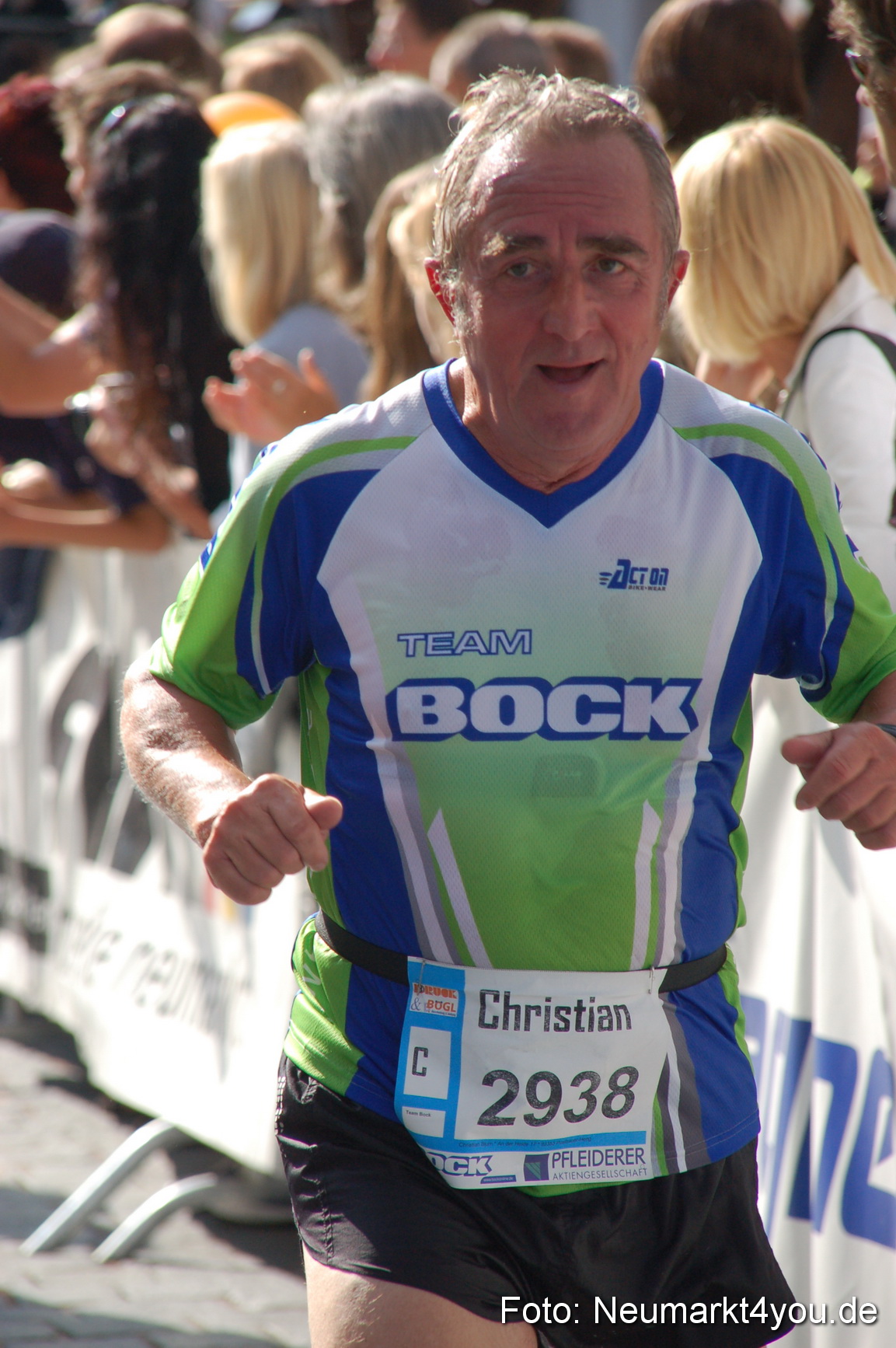 0084 Zieleinlauf Rathaus Neumarkt 160907