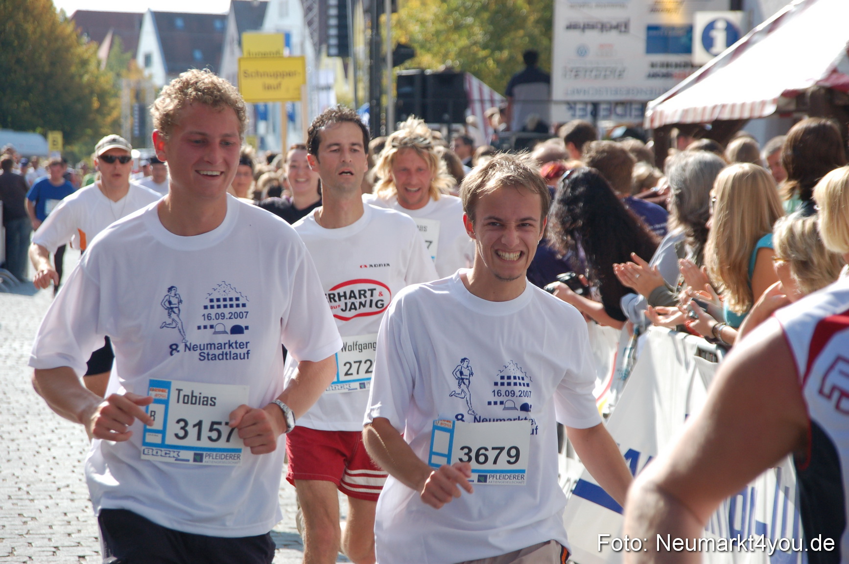 0086 Zieleinlauf Rathaus Neumarkt 160907