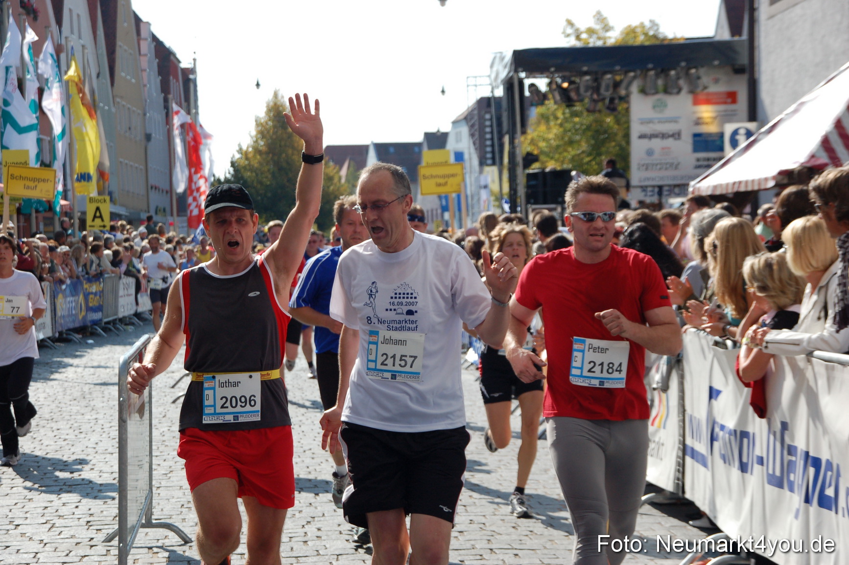 0087 Zieleinlauf Rathaus Neumarkt 160907