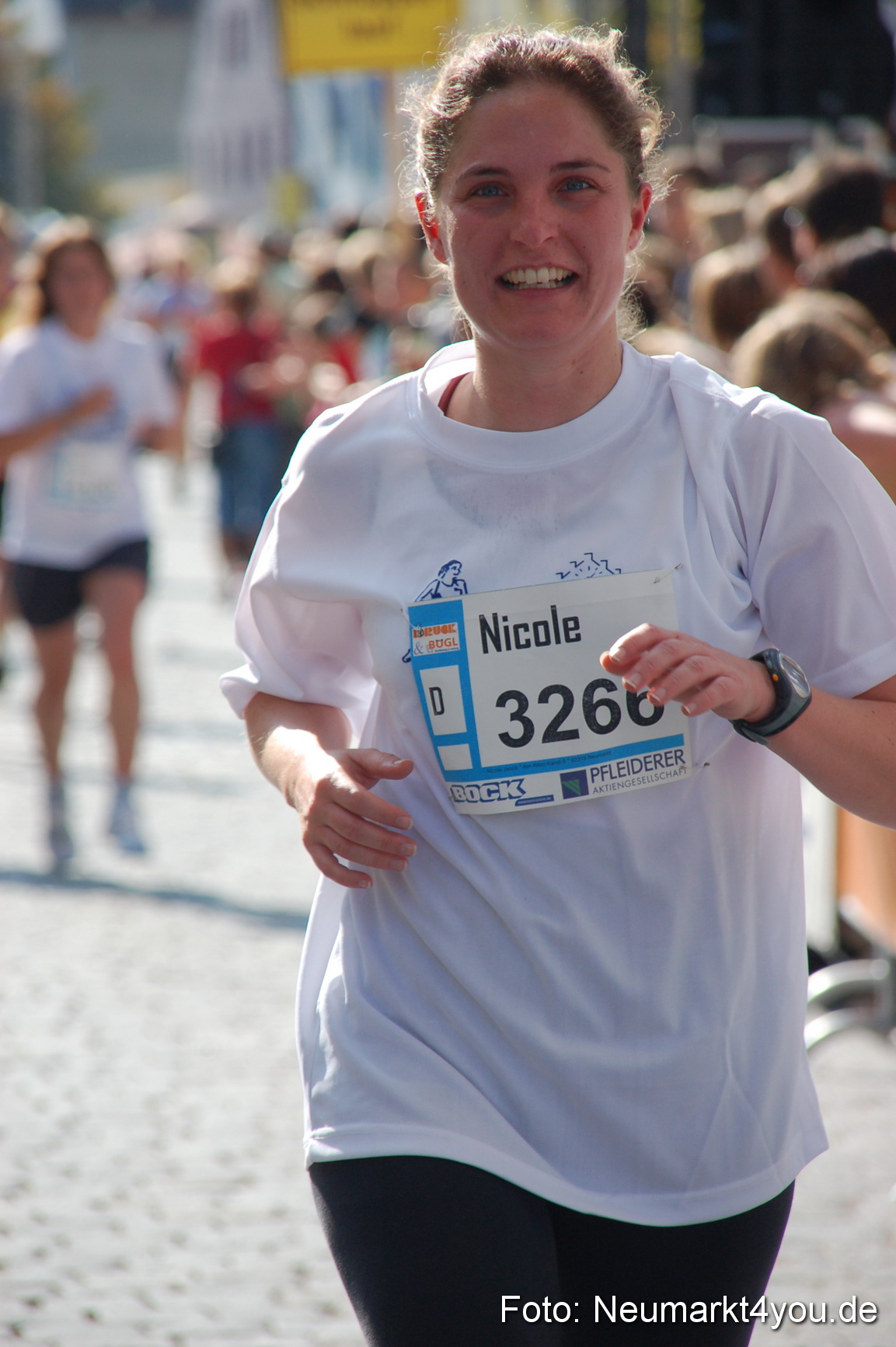 0095 Zieleinlauf Rathaus Neumarkt 160907