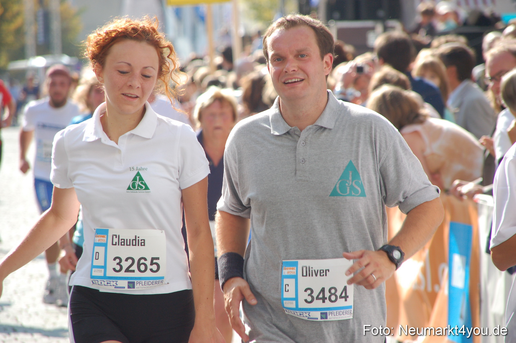 0102 Zieleinlauf Rathaus Neumarkt 160907