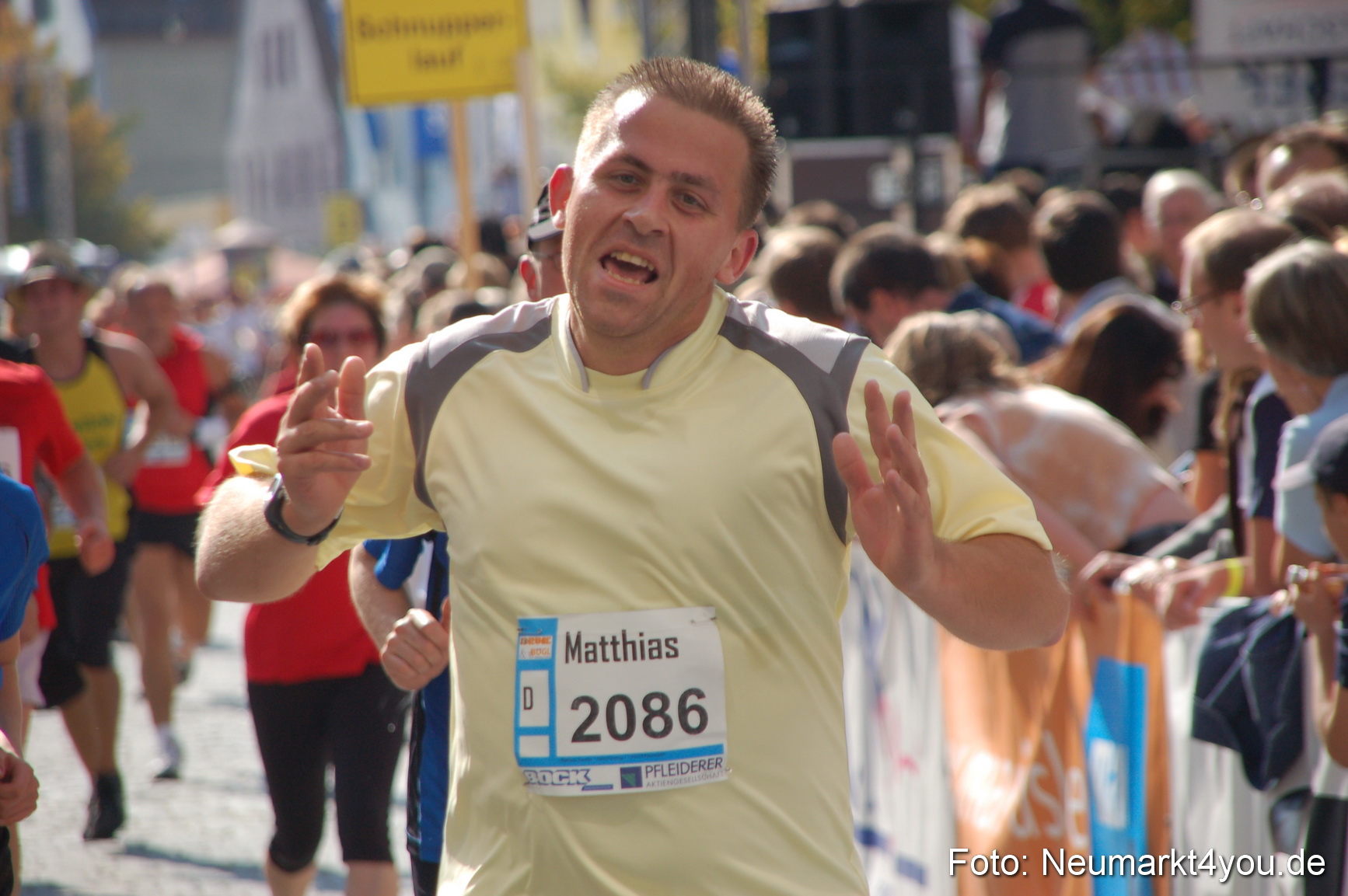 0104 Zieleinlauf Rathaus Neumarkt 160907