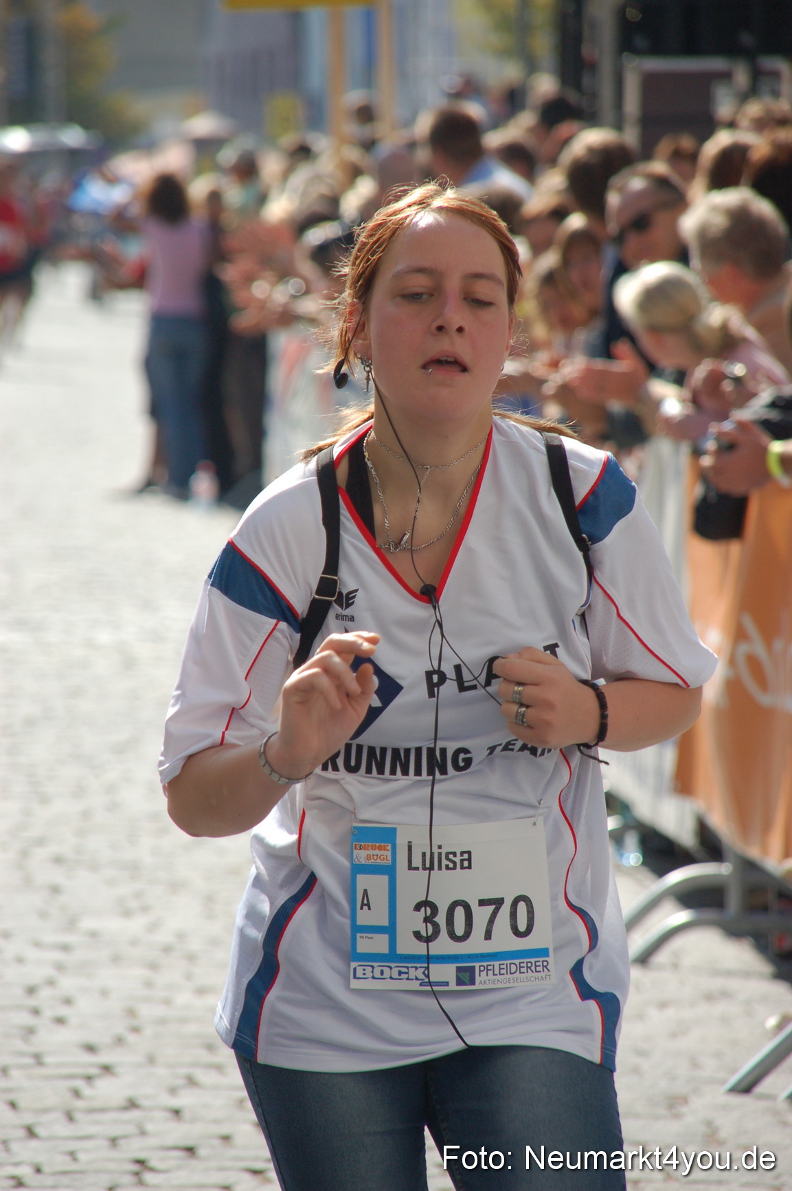 0124 Zieleinlauf Rathaus Neumarkt 160907