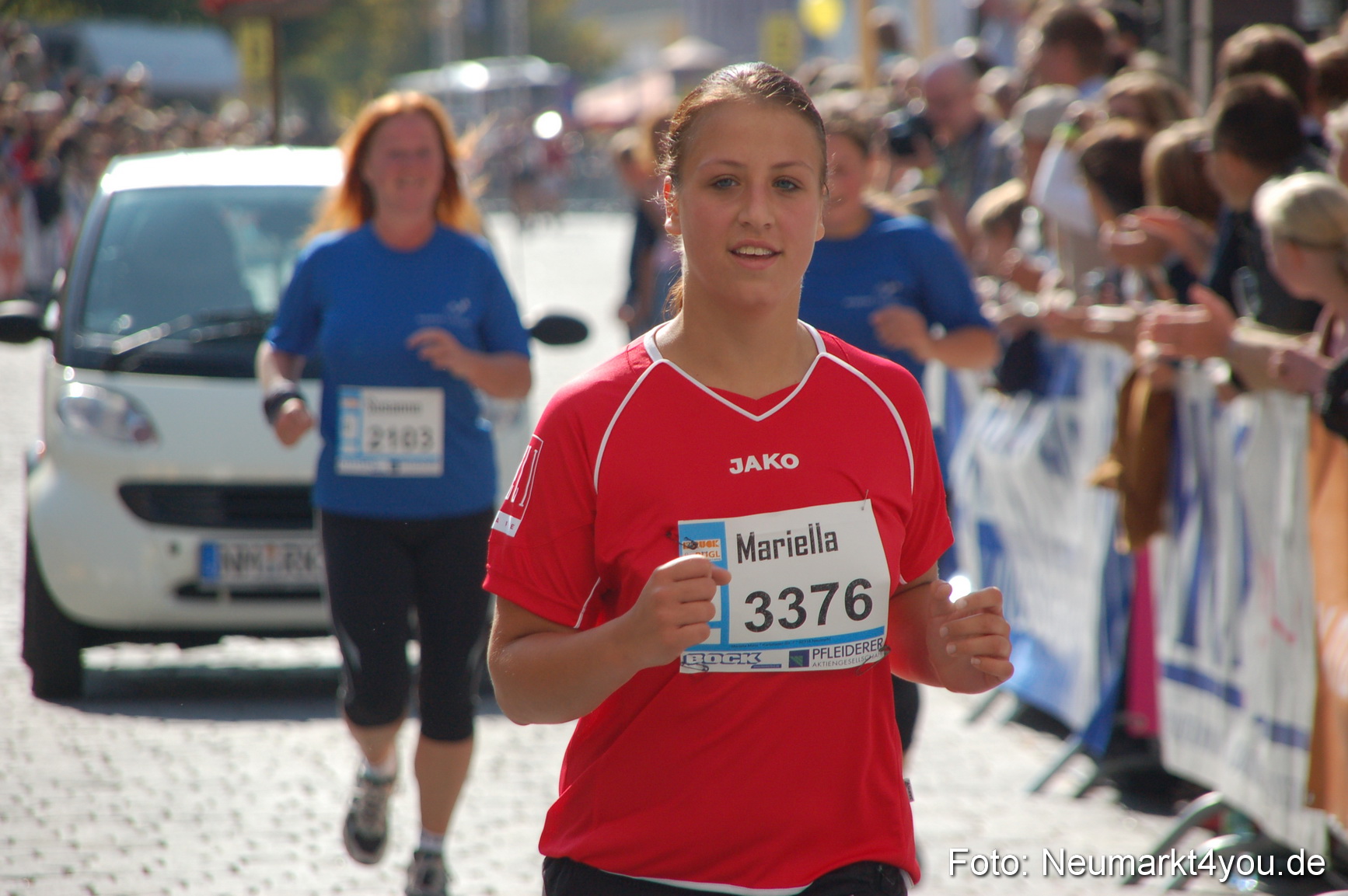 0125 Zieleinlauf Rathaus Neumarkt 160907
