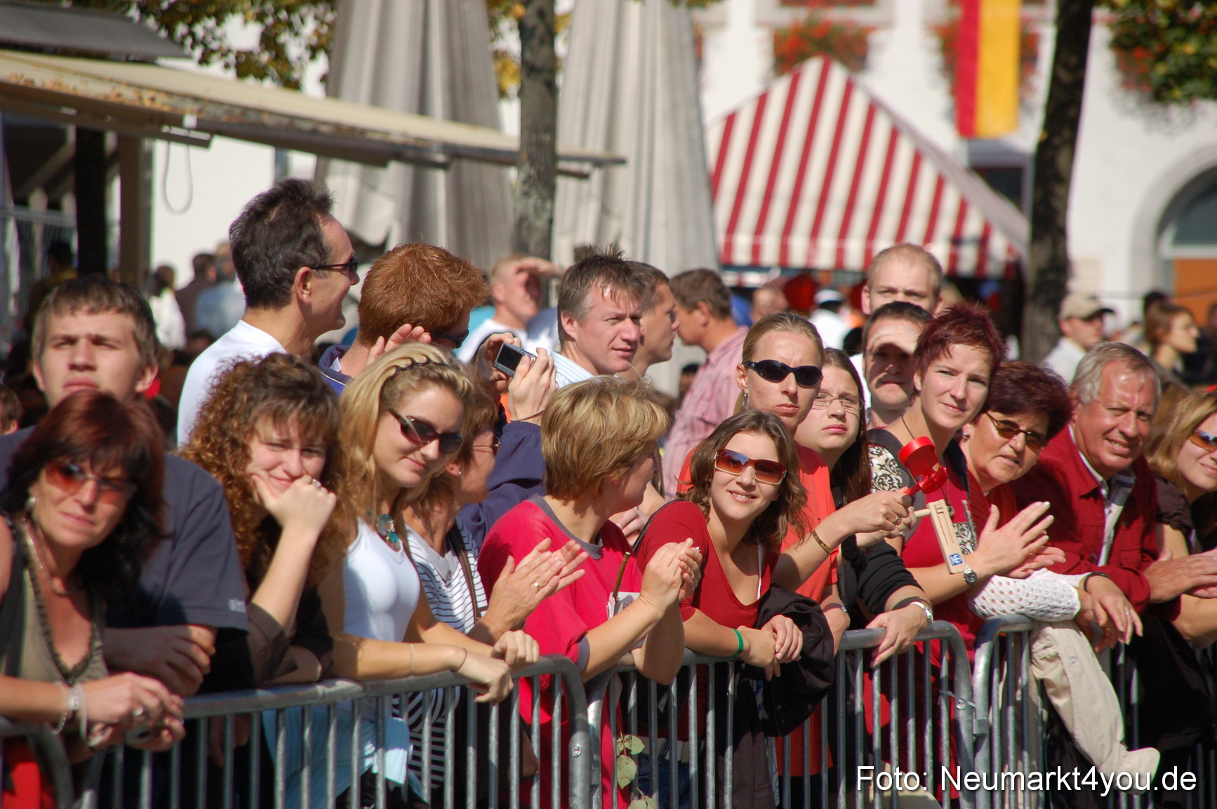 0132 Zieleinlauf Rathaus Neumarkt 160907