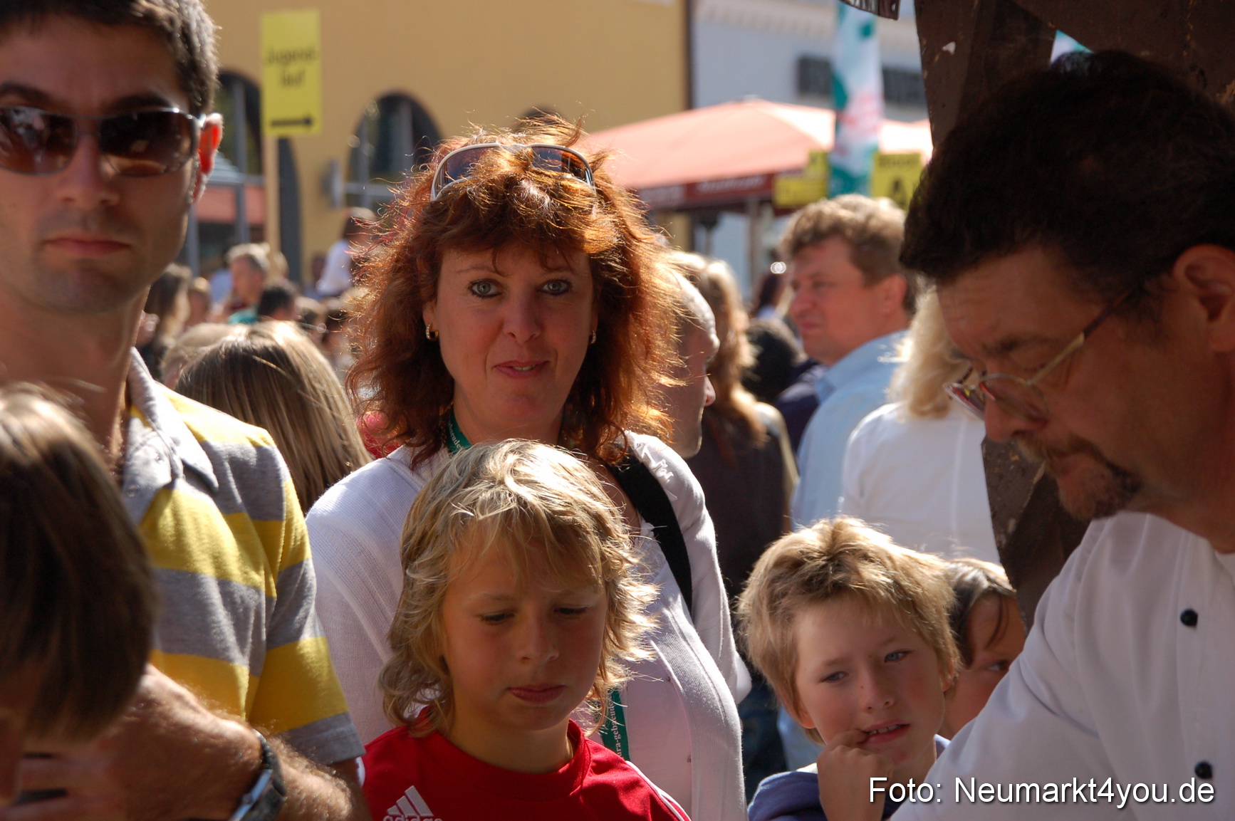 0142 Zieleinlauf Rathaus Neumarkt 160907