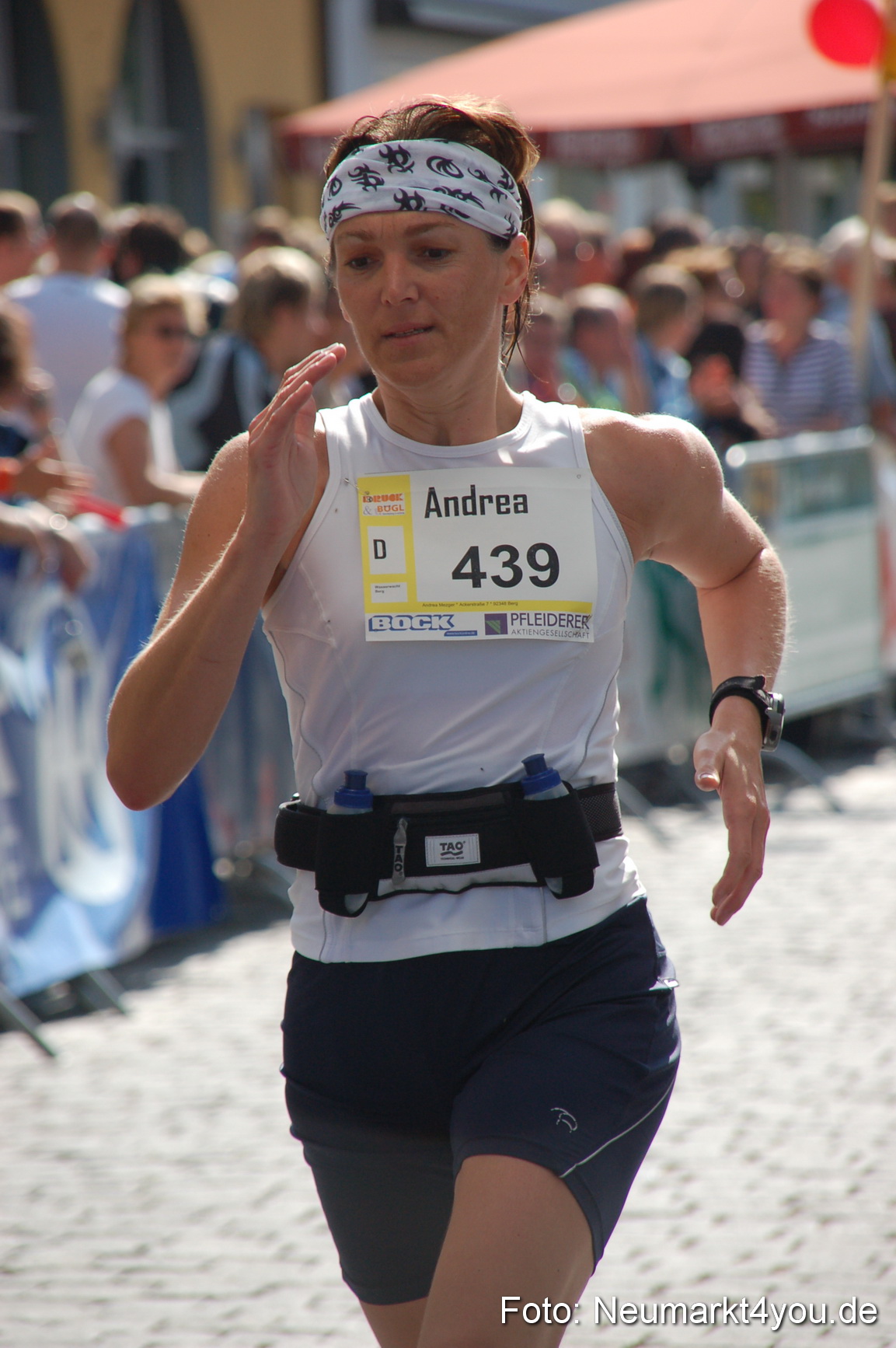 0149 Zieleinlauf Rathaus Neumarkt 160907
