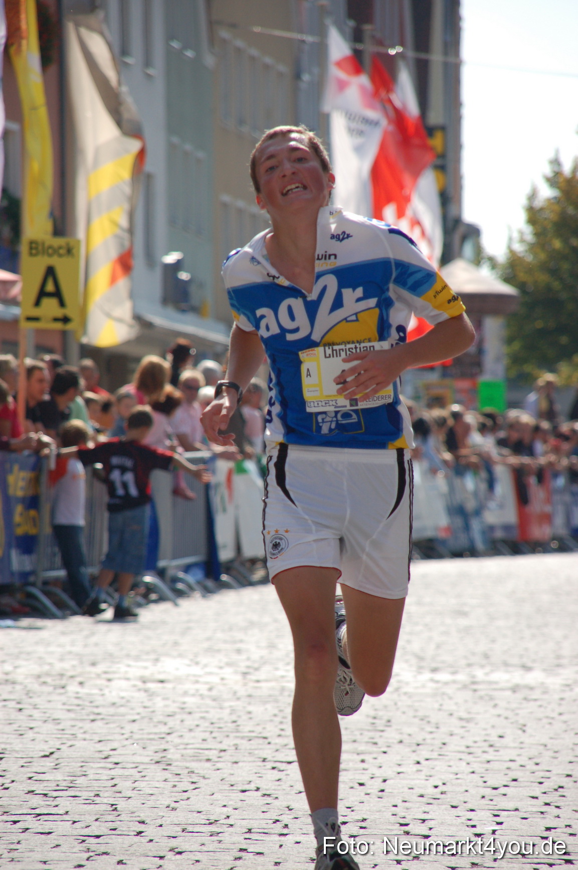 0153 Zieleinlauf Rathaus Neumarkt 160907