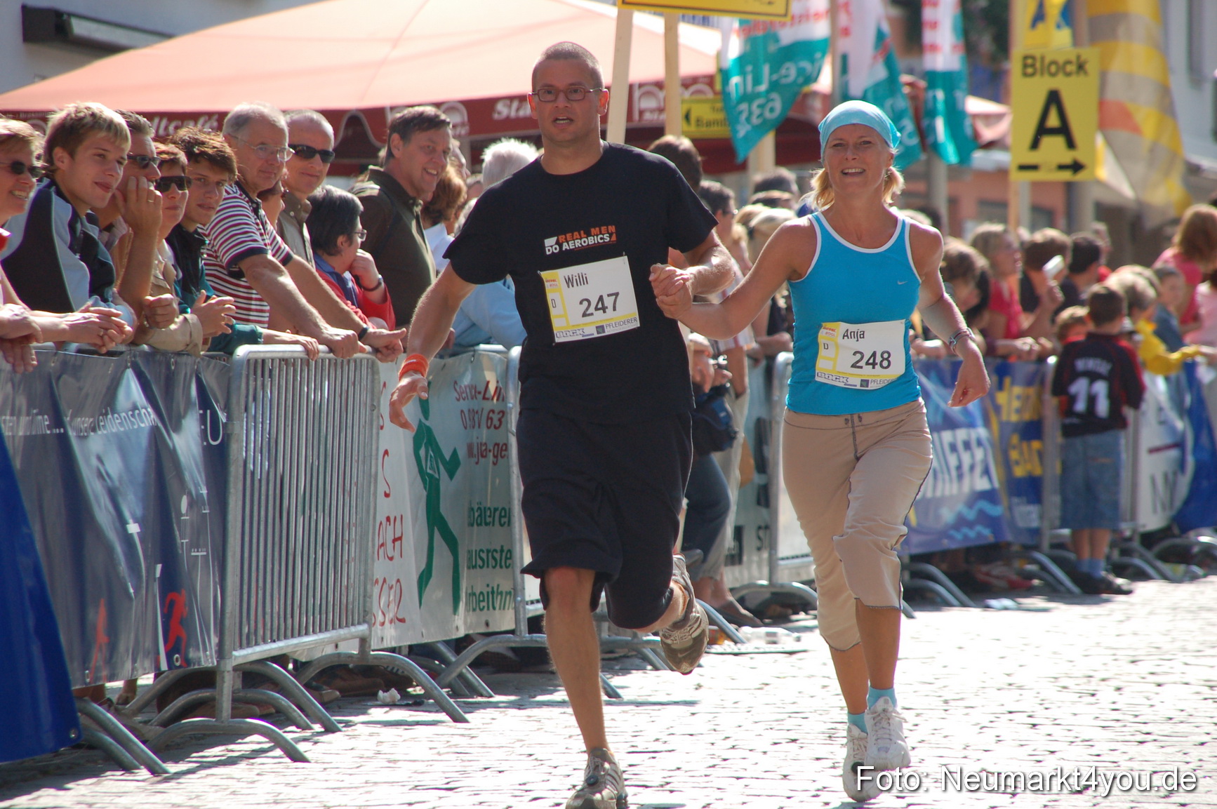 0154 Zieleinlauf Rathaus Neumarkt 160907