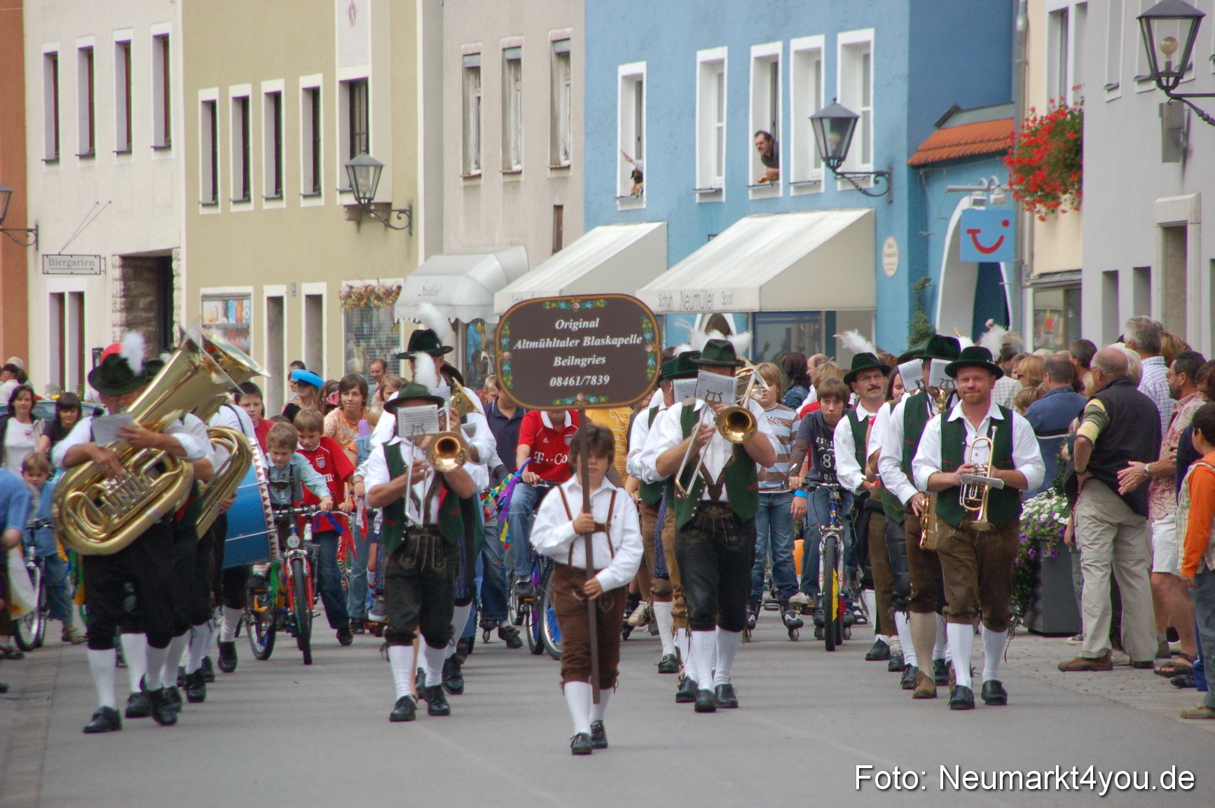 0004 Volksfestzug Beilngries 020907