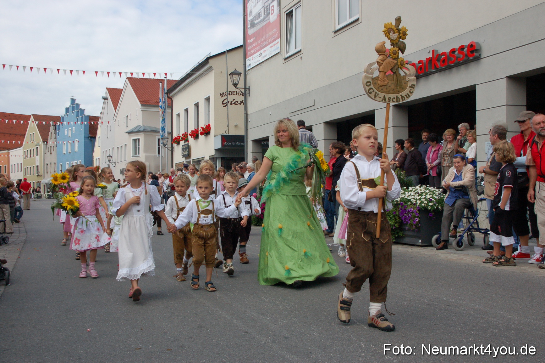 0064 Volksfestzug Beilngries 020907
