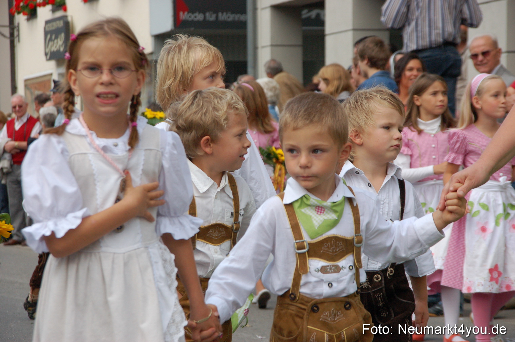 0065 Volksfestzug Beilngries 020907