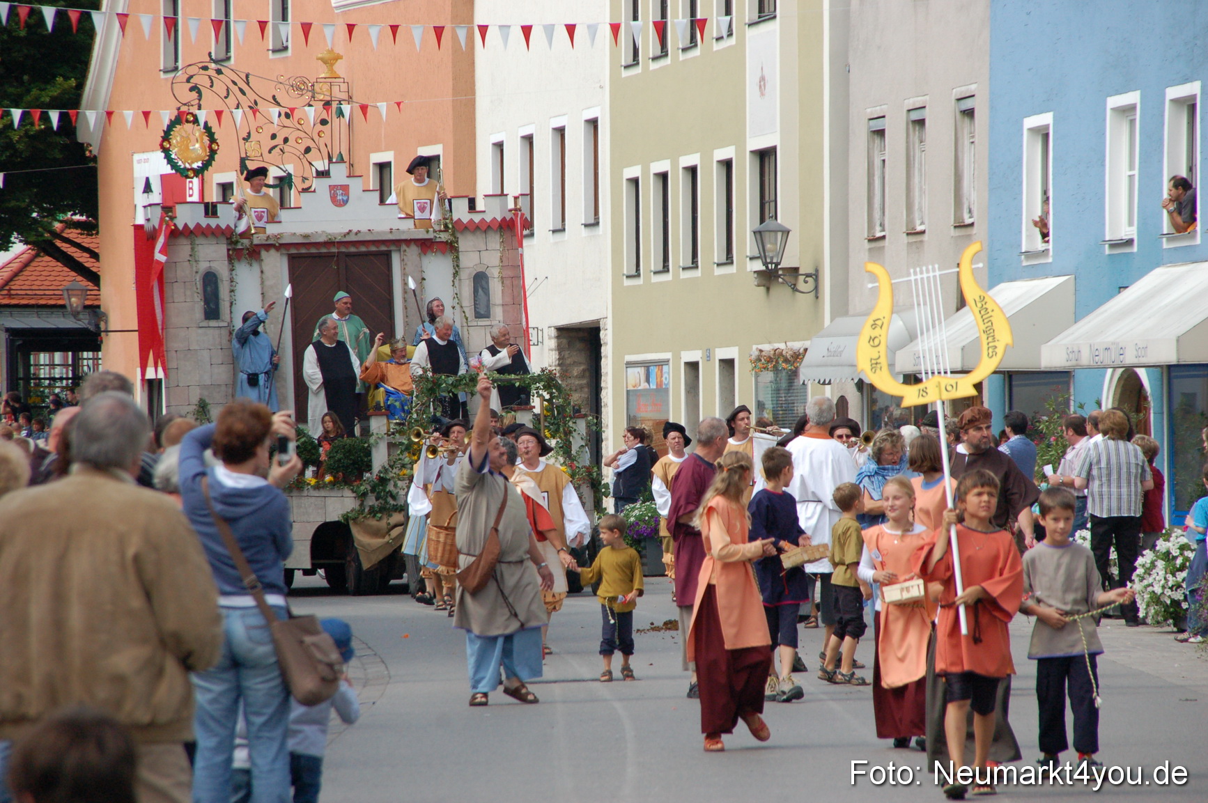 0081 Volksfestzug Beilngries 020907