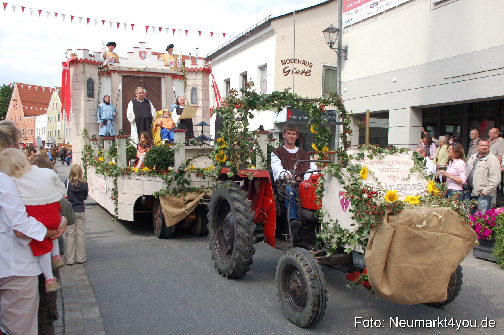 0094 Volksfestzug Beilngries 020907
