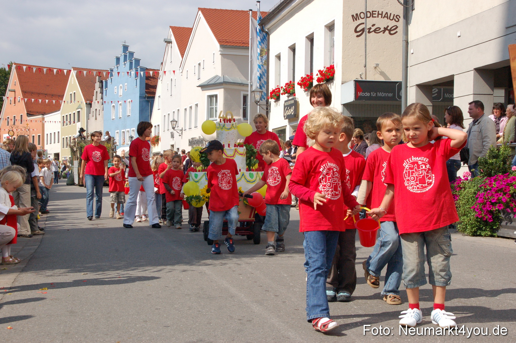 0132 Volksfestzug Beilngries 020907
