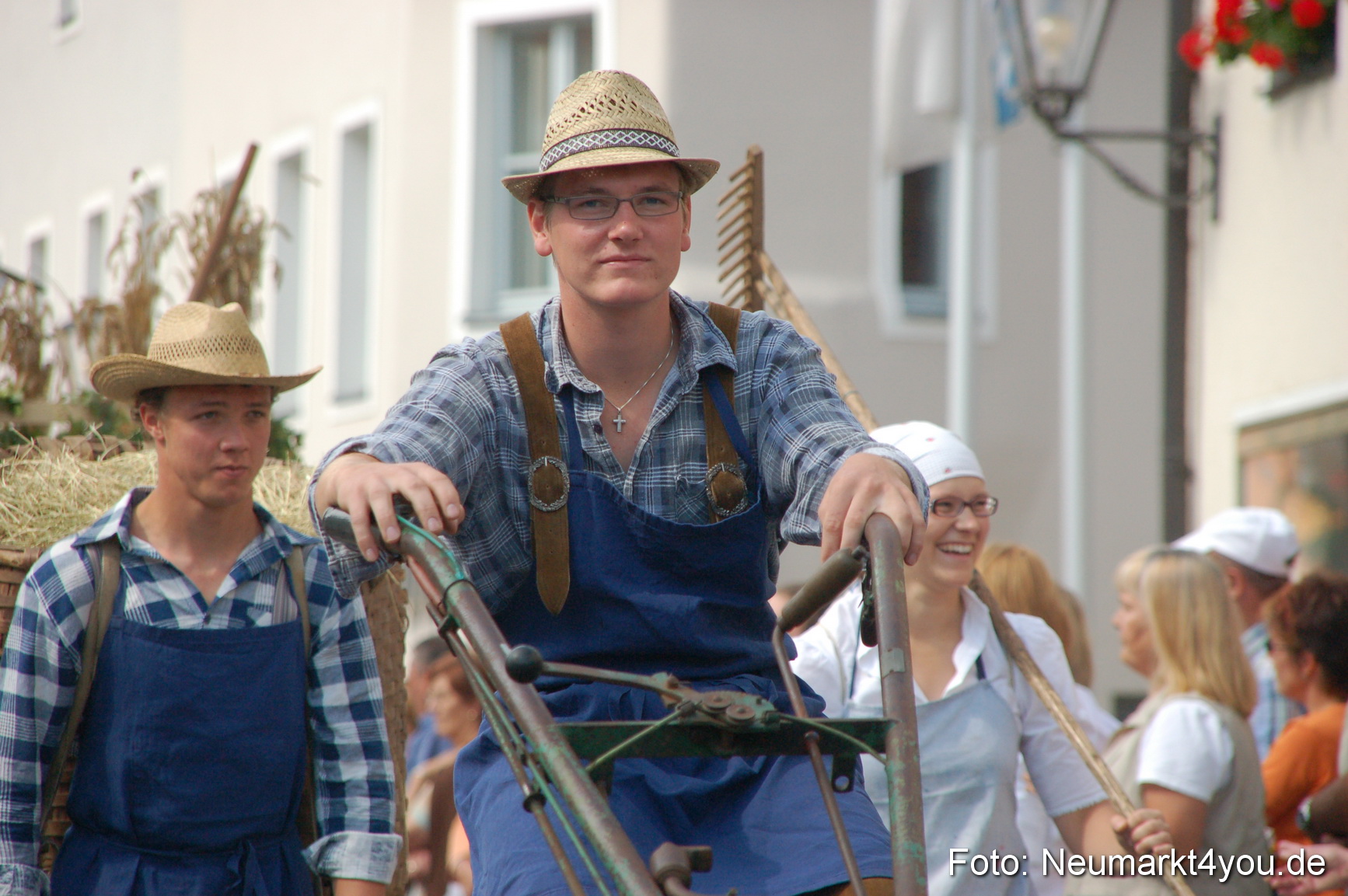 0275 Volksfestzug Beilngries 020907