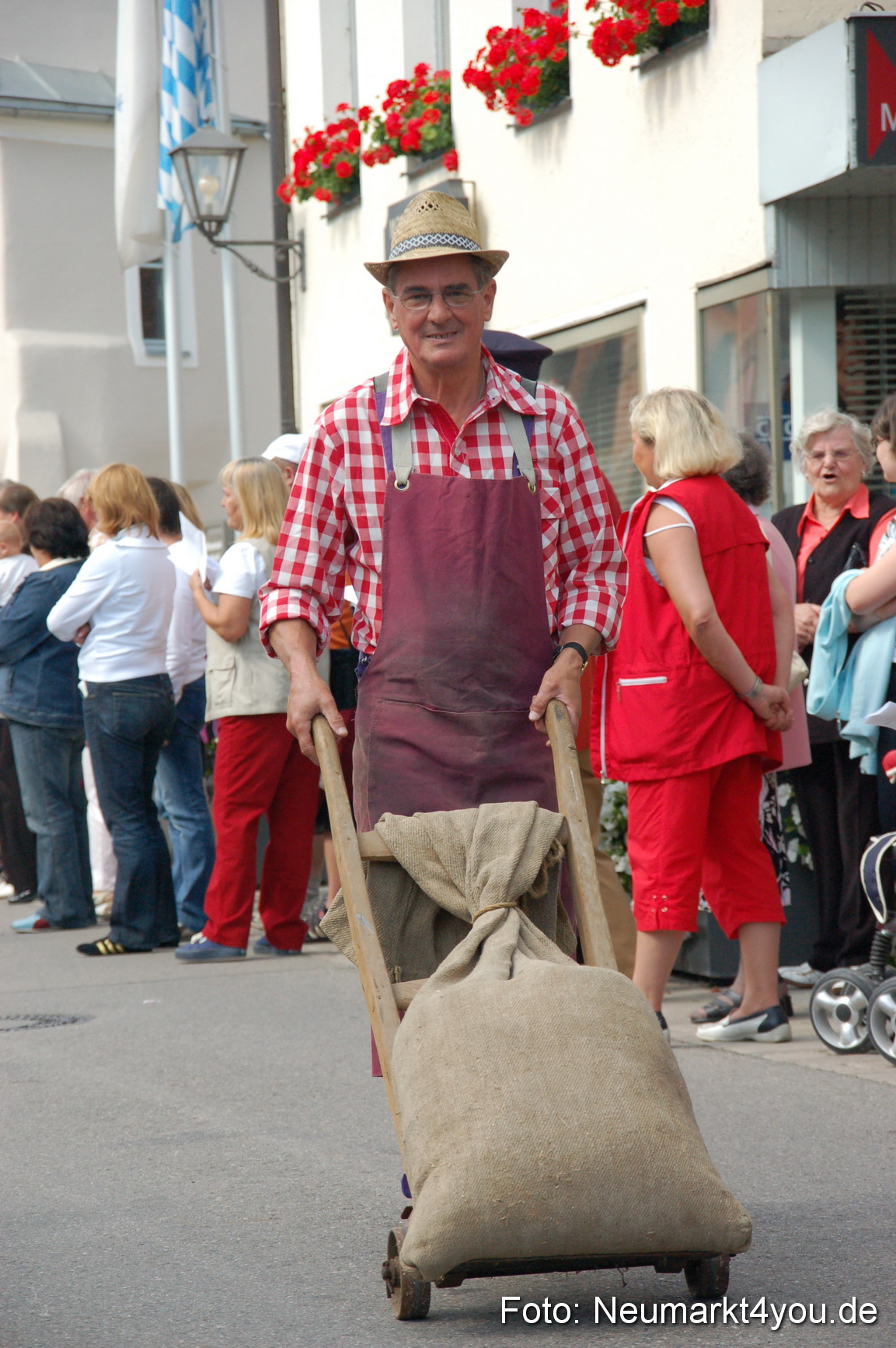 0284 Volksfestzug Beilngries 020907