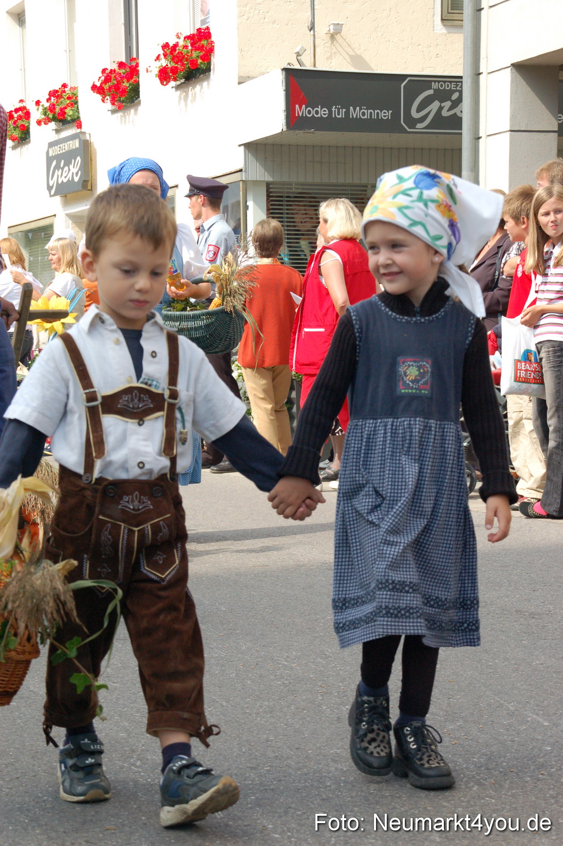 0288 Volksfestzug Beilngries 020907