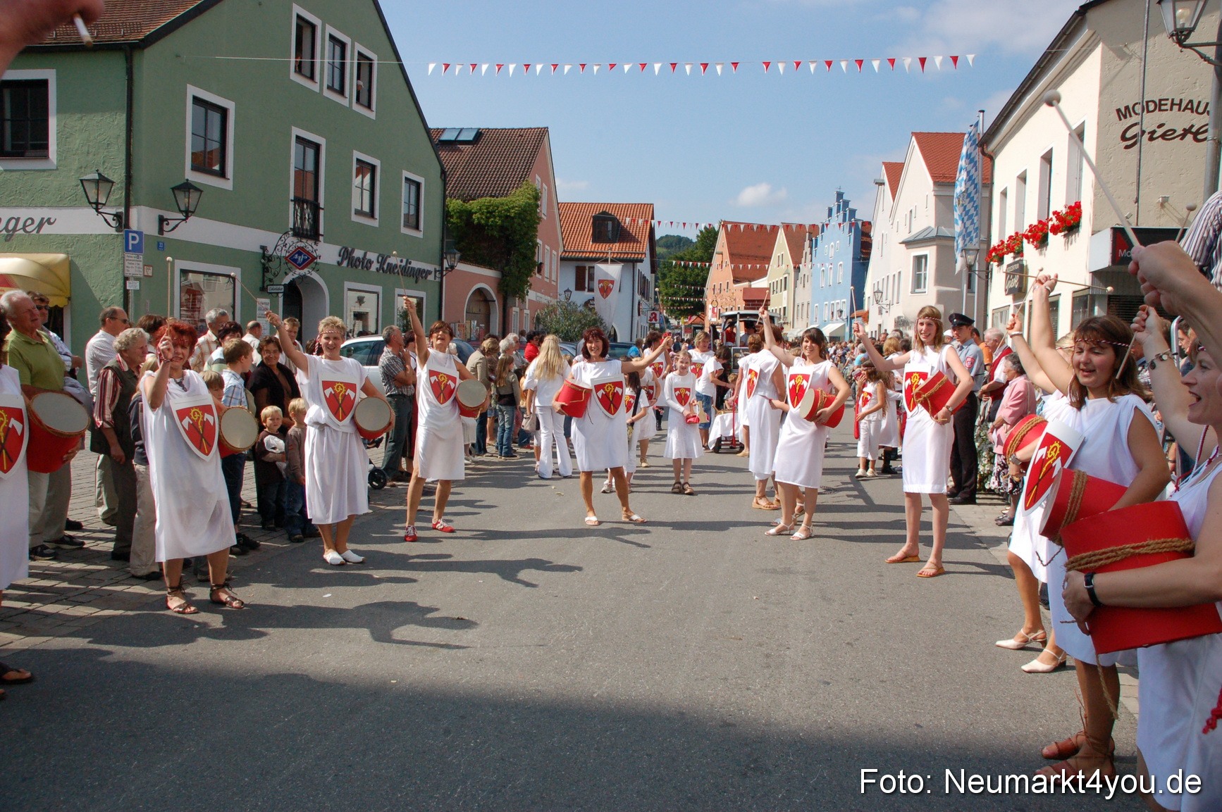 0357 Volksfestzug Beilngries 020907