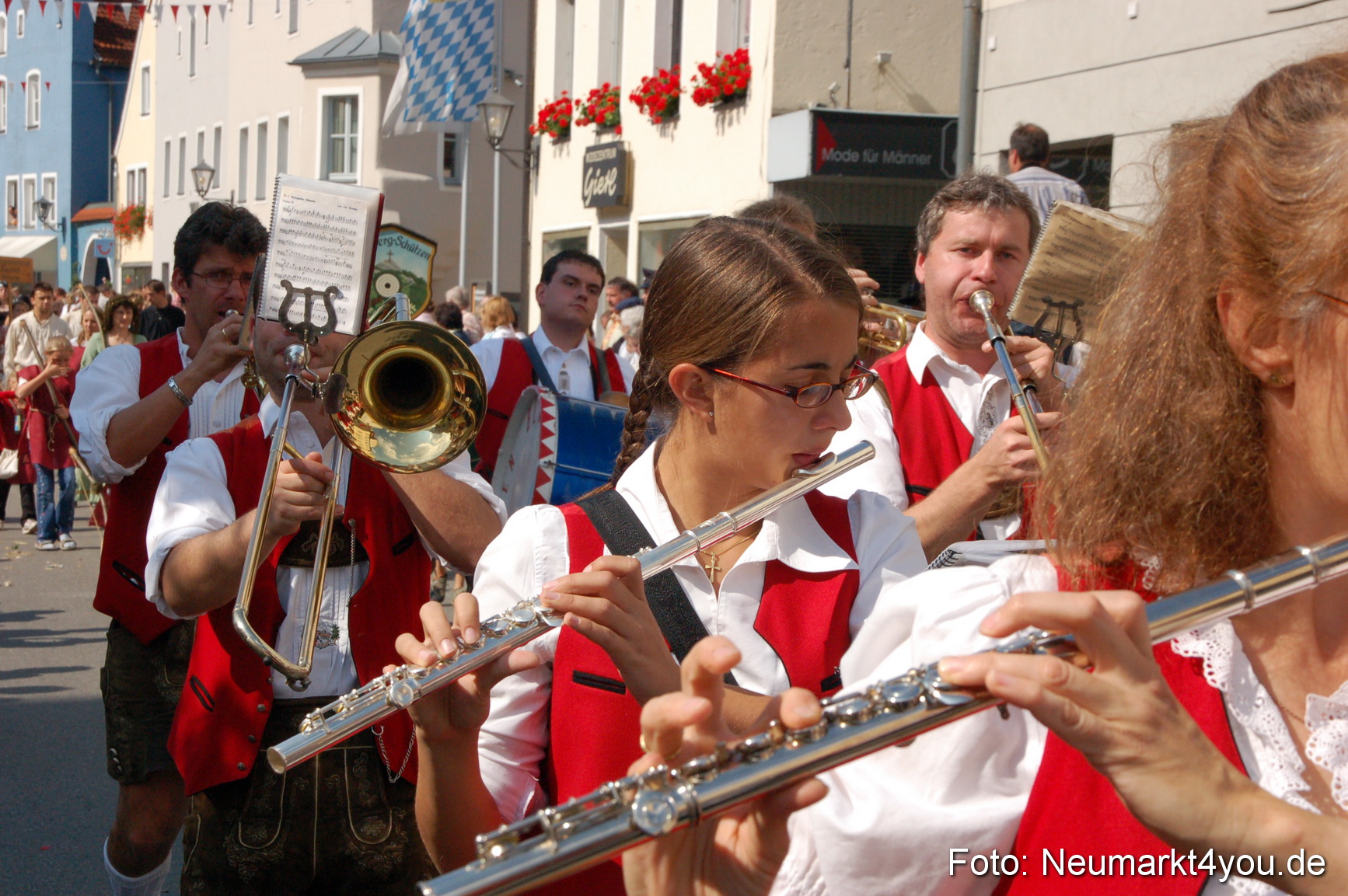 0378 Volksfestzug Beilngries 020907