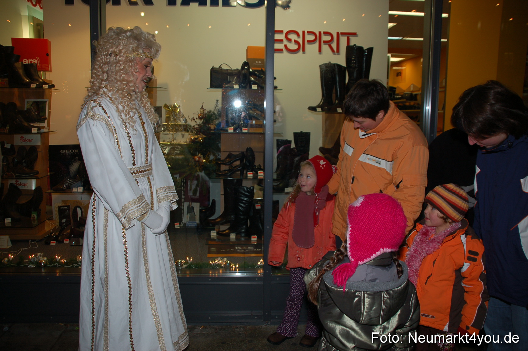 0008 Weihnachtsmarkt Neumarkt